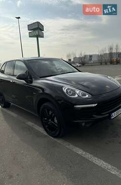 Позашляховик / Кросовер Porsche Cayenne 2016 в Києві