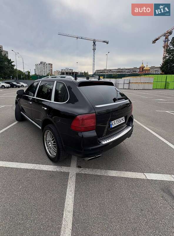 Позашляховик / Кросовер Porsche Cayenne 2004 в Києві