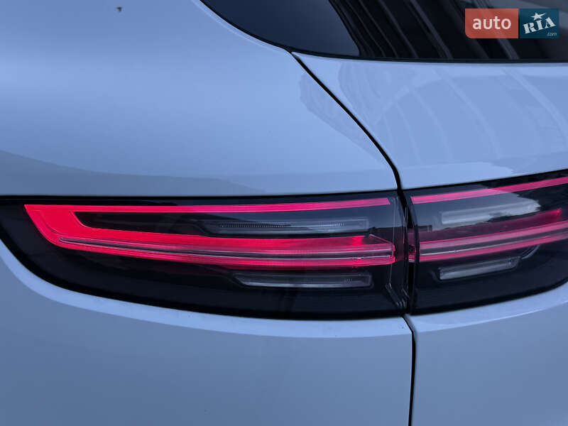 Внедорожник / Кроссовер Porsche Cayenne 2019 в Одессе