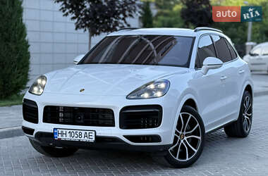 Porsche Cayenne 2019