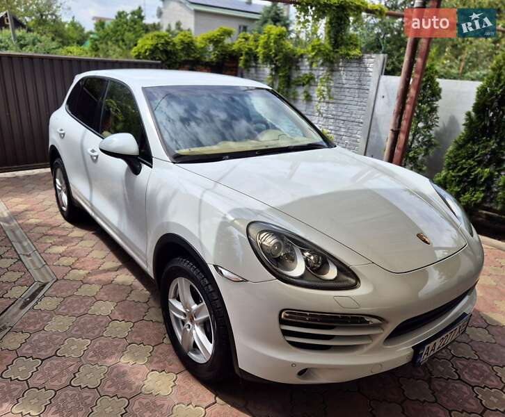 Позашляховик / Кросовер Porsche Cayenne 2013 в Запоріжжі