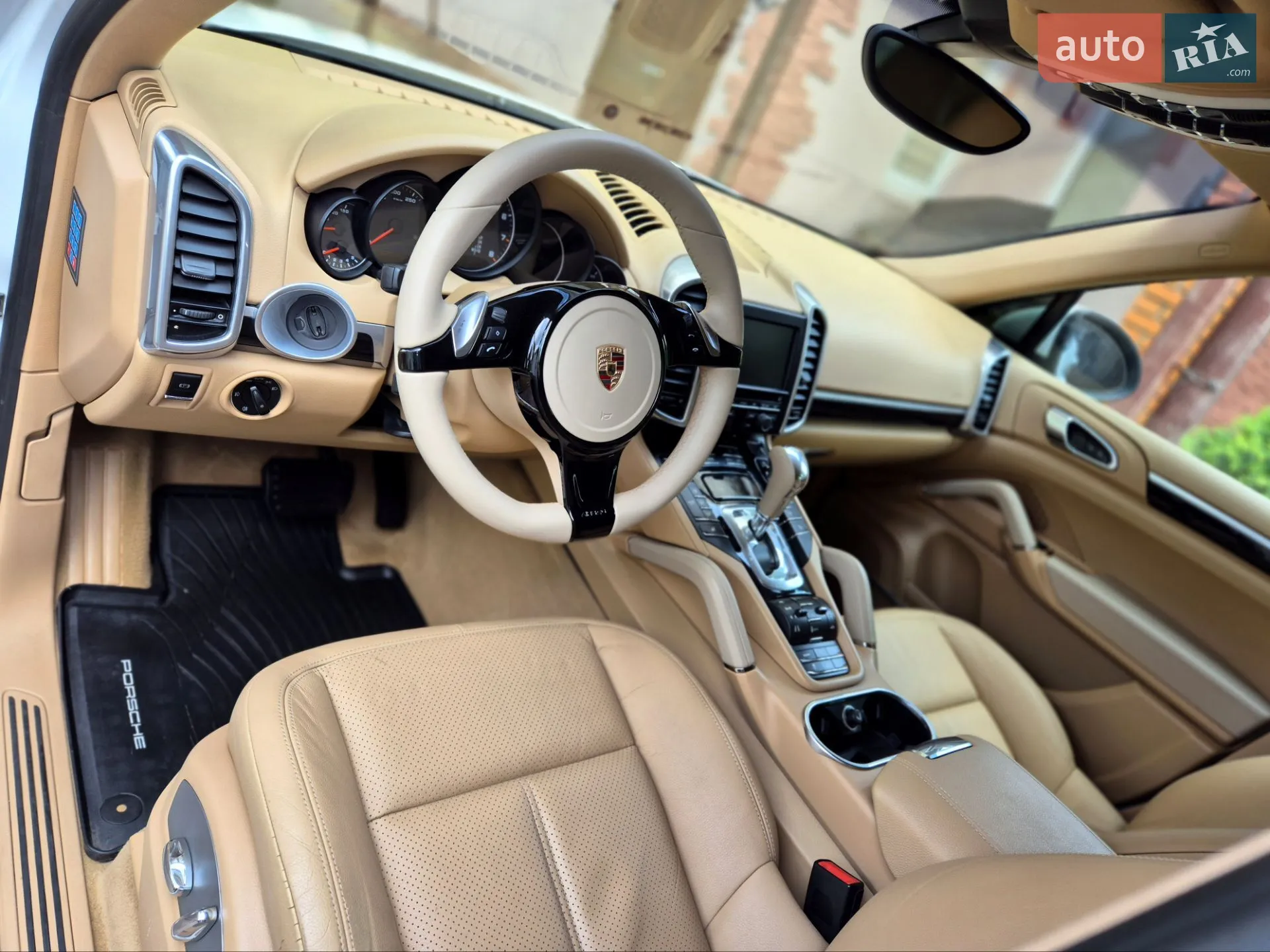 2013 Porsche Cayenne - мініатюра 62