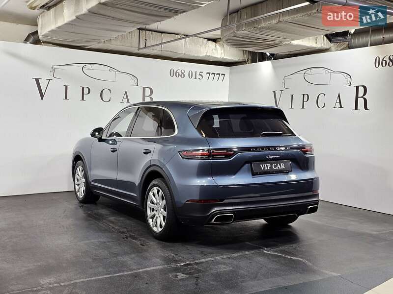 Внедорожник / Кроссовер Porsche Cayenne 2018 в Киеве фото 9 Внедорожник / Кроссовер Porsche Cayenne 2018 в Киеве