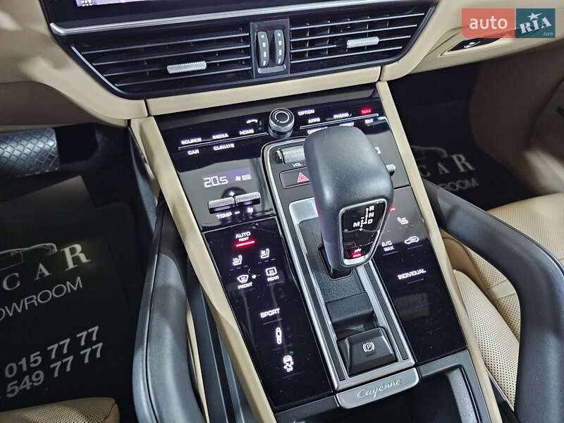 Внедорожник / Кроссовер Porsche Cayenne 2018 в Киеве фото 31 Внедорожник / Кроссовер Porsche Cayenne 2018 в Киеве