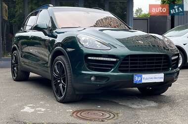 Внедорожник / Кроссовер Porsche Cayenne 2013 в 