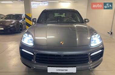 Внедорожник / Кроссовер Porsche Cayenne 2019 в 