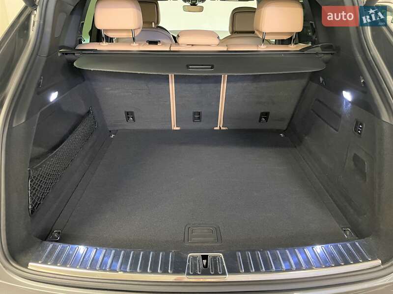 Внедорожник / Кроссовер Porsche Cayenne 2019 в Киеве