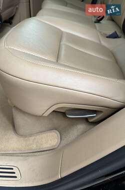 Внедорожник / Кроссовер Porsche Cayenne 2014 в 