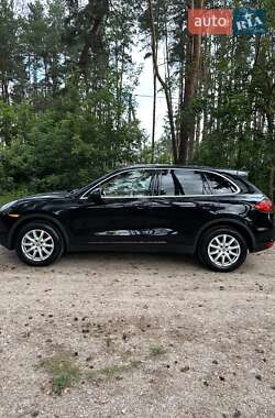Внедорожник / Кроссовер Porsche Cayenne 2014 в 