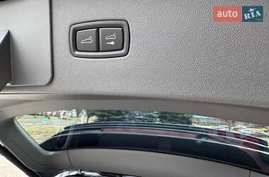 Внедорожник / Кроссовер Porsche Cayenne 2019 в 
