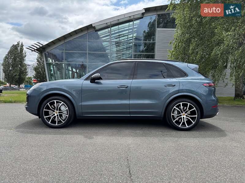 Внедорожник / Кроссовер Porsche Cayenne 2019 в Киеве
