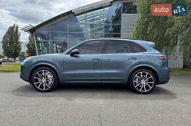 Внедорожник / Кроссовер Porsche Cayenne 2019 в 