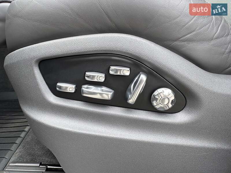 Внедорожник / Кроссовер Porsche Cayenne 2019 в Киеве
