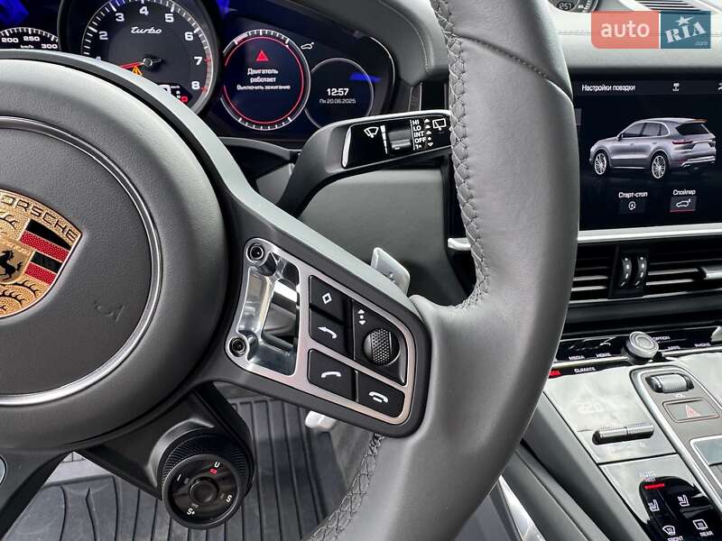 Внедорожник / Кроссовер Porsche Cayenne 2019 в Киеве