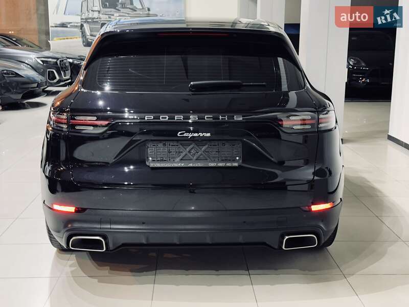 Внедорожник / Кроссовер Porsche Cayenne 2019 в Одессе
