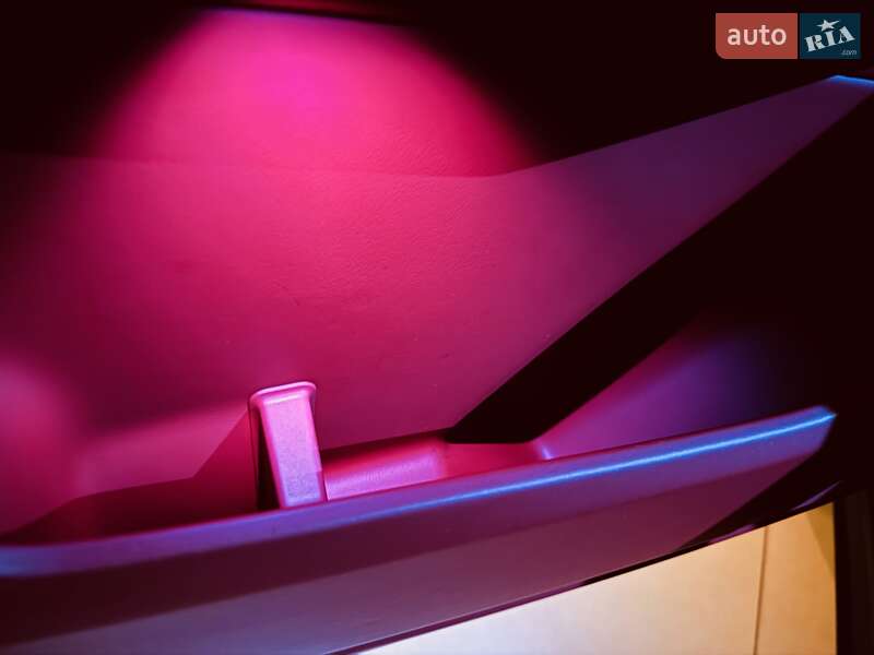 Внедорожник / Кроссовер Porsche Cayenne 2019 в Одессе