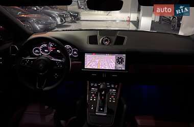 Внедорожник / Кроссовер Porsche Cayenne 2019 в 