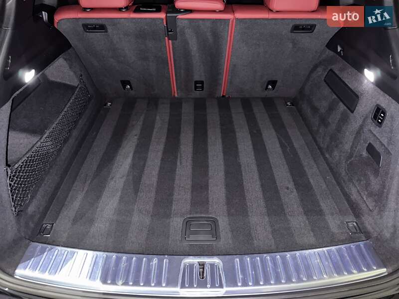 Внедорожник / Кроссовер Porsche Cayenne 2019 в Одессе