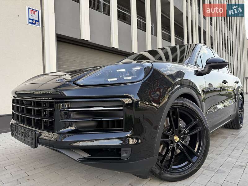 Внедорожник / Кроссовер Porsche Cayenne 2024 в 