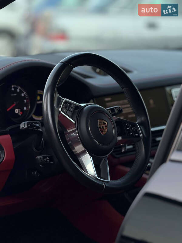 Позашляховик / Кросовер Porsche Cayenne 2022 в Києві