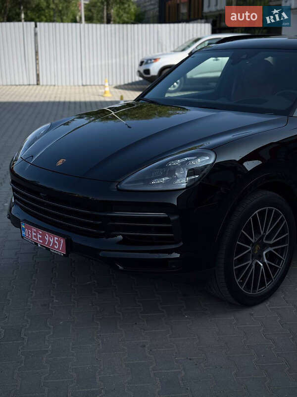 Позашляховик / Кросовер Porsche Cayenne 2022 в Києві