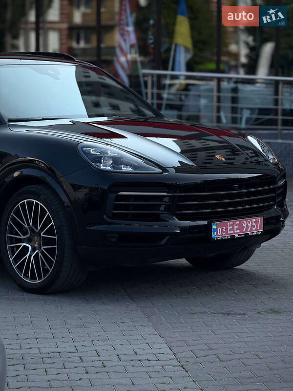 Позашляховик / Кросовер Porsche Cayenne 2022 в Києві