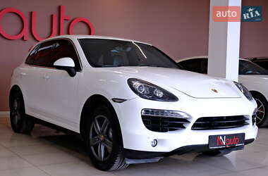 Внедорожник / Кроссовер Porsche Cayenne 2011 в 