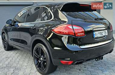 Внедорожник / Кроссовер Porsche Cayenne 2011 в 