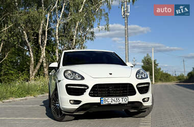 Внедорожник / Кроссовер Porsche Cayenne 2010 в 