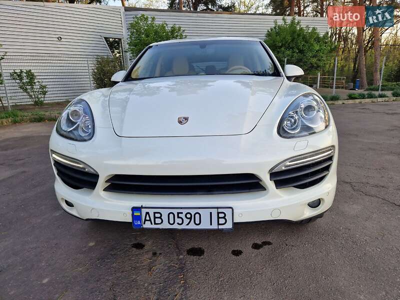 Позашляховик / Кросовер Porsche Cayenne 2010 в Вінниці