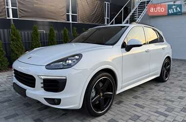 Внедорожник / Кроссовер Porsche Cayenne 2016 в Одессе