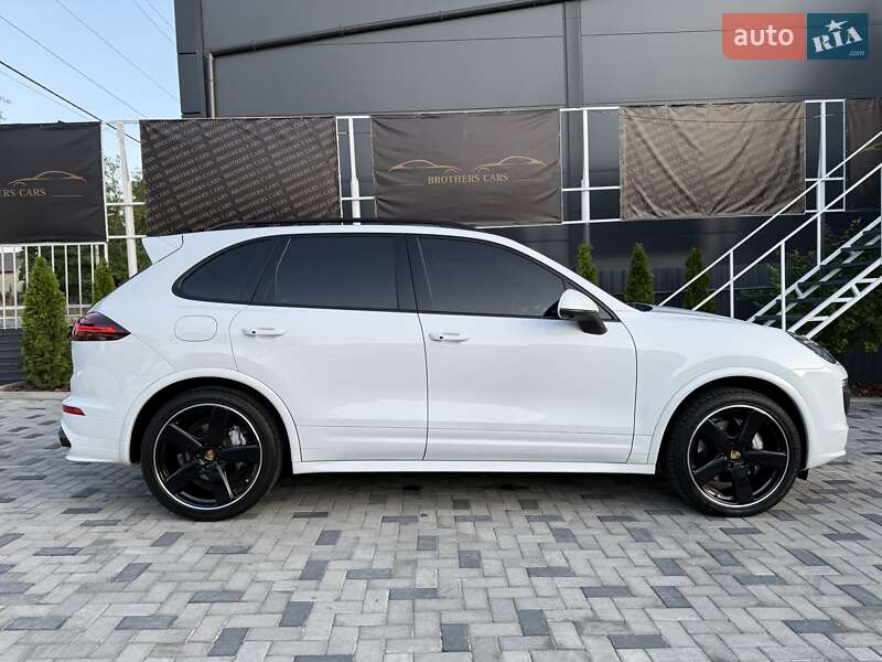 Позашляховик / Кросовер Porsche Cayenne 2016 в Одесі фото 6 Позашляховик / Кросовер Porsche Cayenne 2016 в Одесі