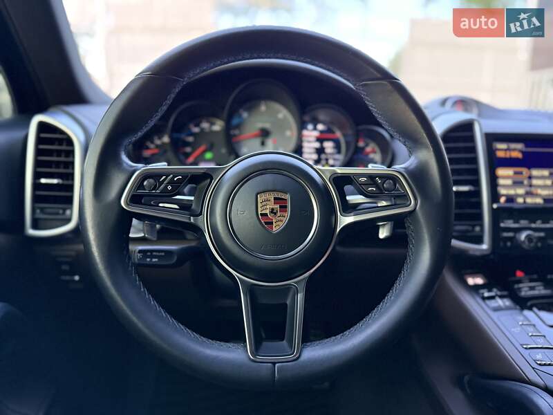 Позашляховик / Кросовер Porsche Cayenne 2016 в Одесі фото 16 Позашляховик / Кросовер Porsche Cayenne 2016 в Одесі