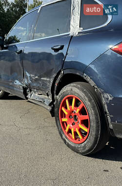 Позашляховик / Кросовер Porsche Cayenne 2013 в 