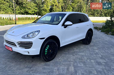 Внедорожник / Кроссовер Porsche Cayenne 2014 в 
