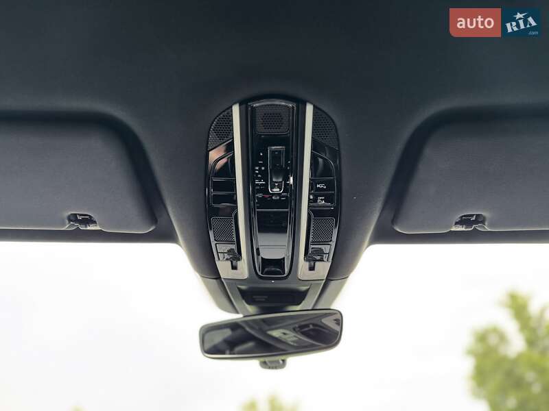 Внедорожник / Кроссовер Porsche Cayenne 2018 в Днепре