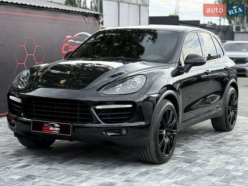 Внедорожник / Кроссовер Porsche Cayenne 2012 в Днепре