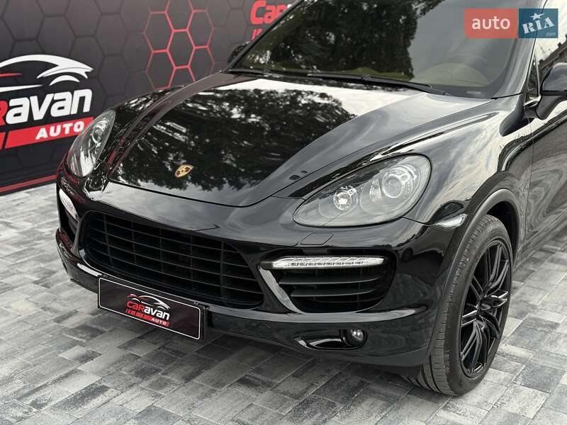 Внедорожник / Кроссовер Porsche Cayenne 2012 в Днепре
