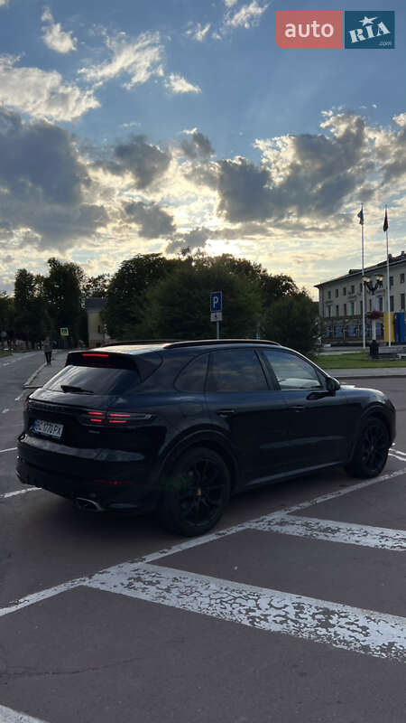 Внедорожник / Кроссовер Porsche Cayenne 2018 в Хмельницком фото 11 Внедорожник / Кроссовер Porsche Cayenne 2018 в Хмельницком