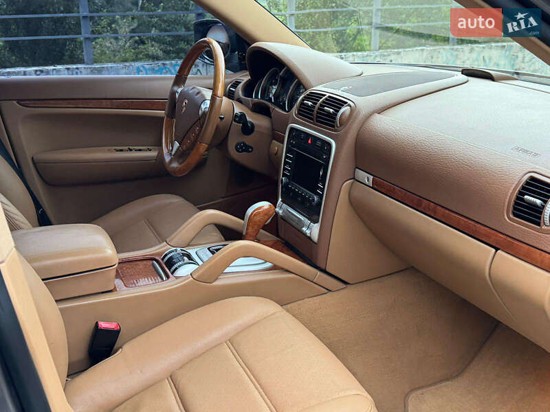 Внедорожник / Кроссовер Porsche Cayenne 2008 в Кривом Роге