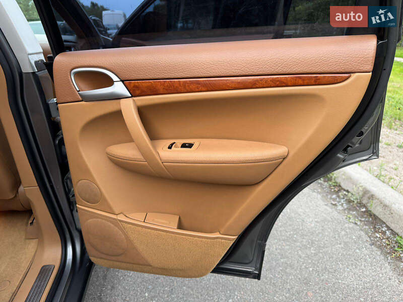 Внедорожник / Кроссовер Porsche Cayenne 2008 в Кривом Роге