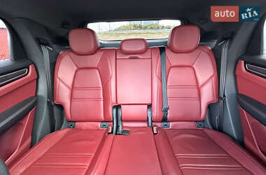 Внедорожник / Кроссовер Porsche Cayenne 2019 в 