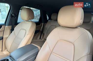 Внедорожник / Кроссовер Porsche Cayenne 2020 в 