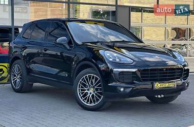 Внедорожник / Кроссовер Porsche Cayenne 2015 в Ивано-Франковске