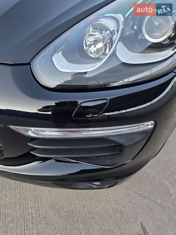 Внедорожник / Кроссовер Porsche Cayenne 2016 в Одессе