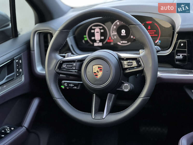 Внедорожник / Кроссовер Porsche Cayenne 2024 в Киеве