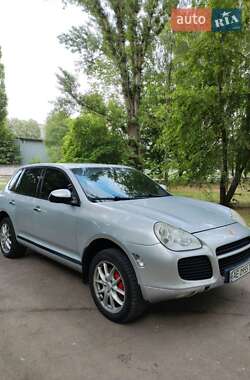 Позашляховик / Кросовер Porsche Cayenne 2003 в 