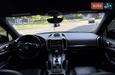 Внедорожник / Кроссовер Porsche Cayenne 2013 в 