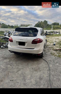 Позашляховик / Кросовер Porsche Cayenne 2012 в Львові