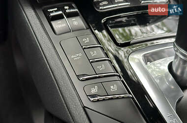 Внедорожник / Кроссовер Porsche Cayenne 2014 в 